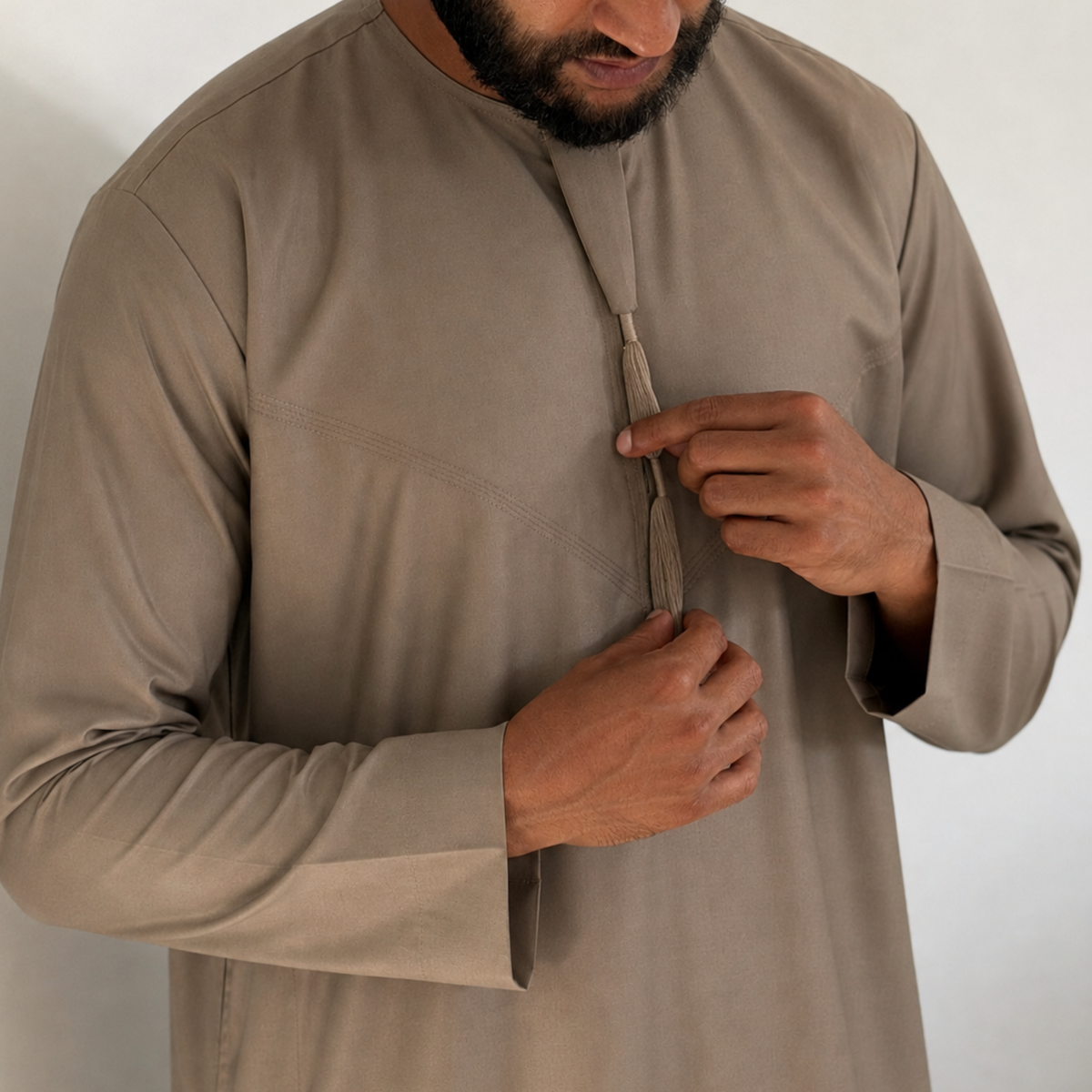 Taupe - Men’s Classic Emirati Thobe